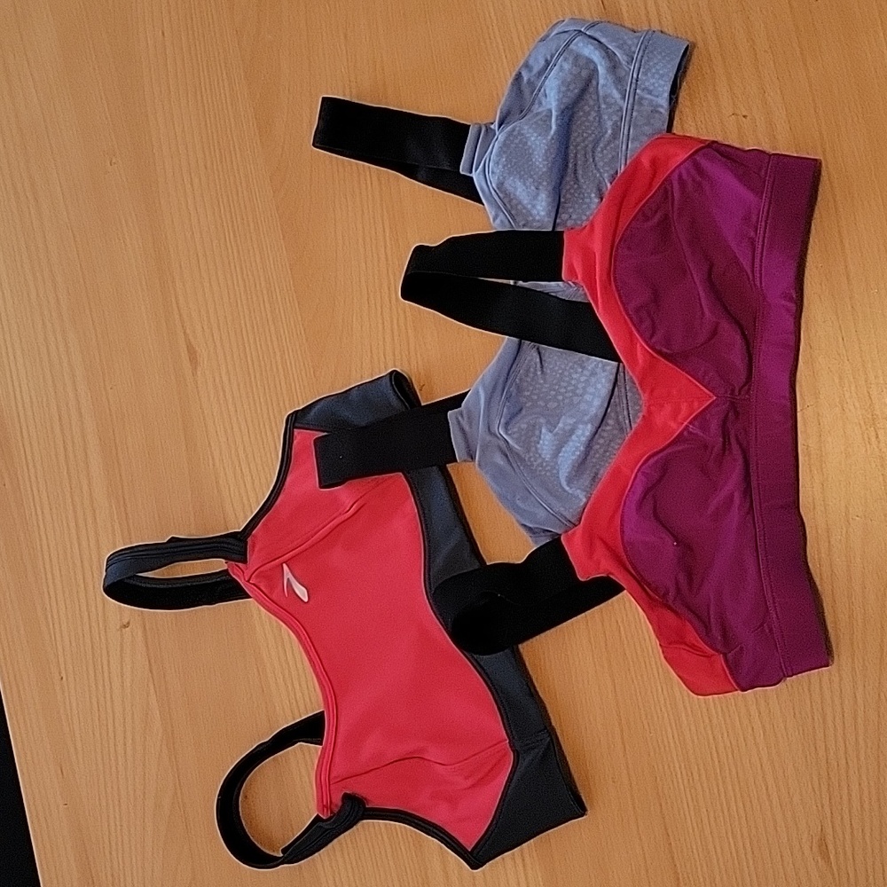 Brooks 32C/Small sports bras - set of 3